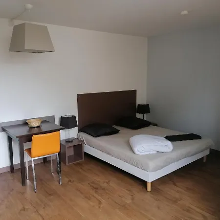 Apartment Cannes Pool-3