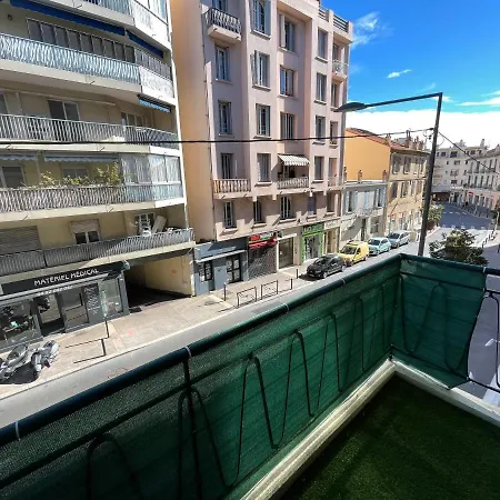 Cannes Centre, T2 Moderne Renove, Balcon Clim&Wifi-3