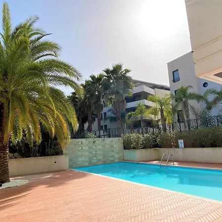 2 Pieces Terrasse Piscine Cannes Californie-2