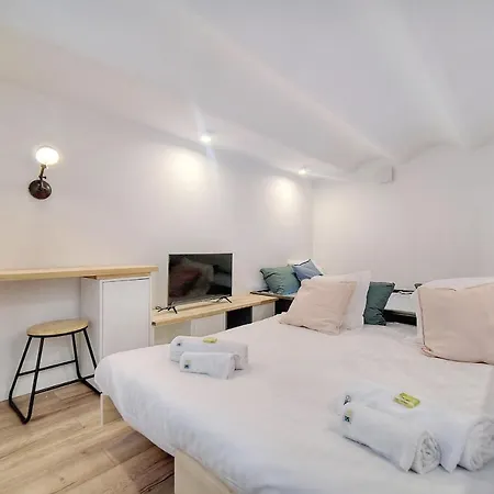 Immogroom - 2 Minutes From The Beaches - Renovated - Mezzanine - Netting-3
