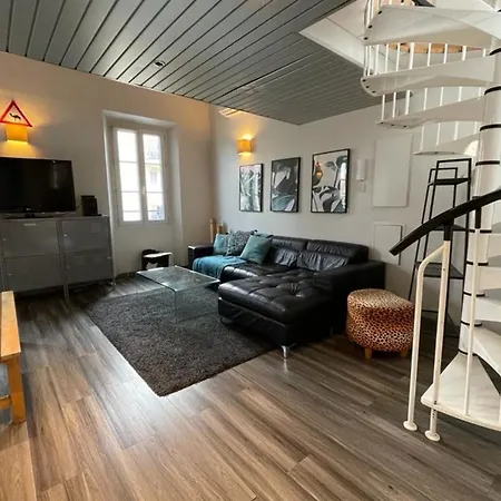 Riouffe 2 Bedroom Duplex Apartment In The Center Of Cannes-2