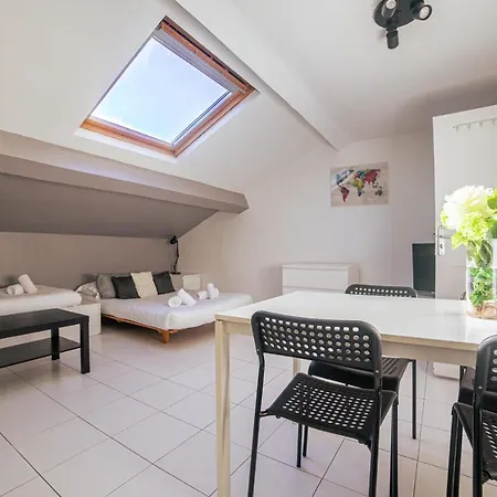 Guestready - Bright Studio In The City Center-2
