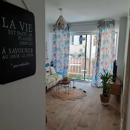 T2 Neuf, Balcon, Centre Cannes, 15 Min Du Palais-3