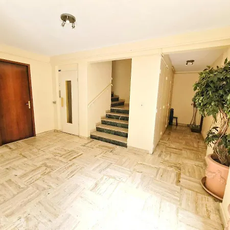 Cannes Appartement Palais Festivals-3