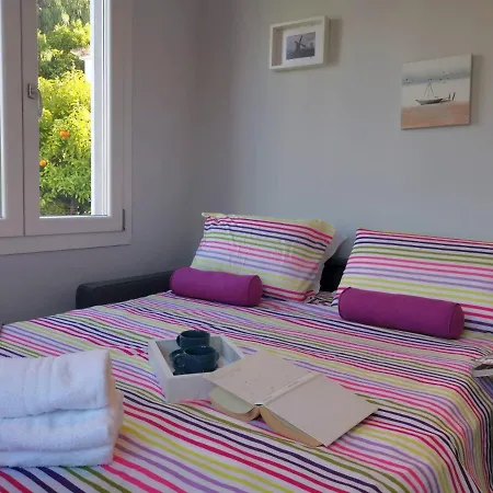 Bnbook-Maison Les Tamaris-3