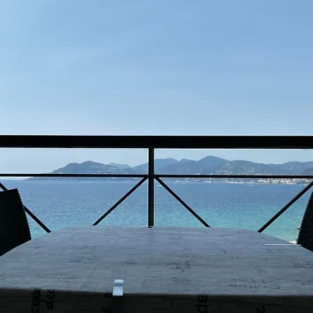 Cannes - View Cap Esterel-3