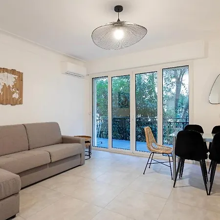 Appart 2 Pieces Cannes Croisette-Martinez-2