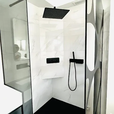 Amazing Apartment 10Min Palais Des Festivals In Cannes-3