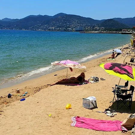 Garden And Beach Sea View Apartment Cannes-2