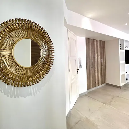 Luxurious 80M2 Near Palais 2 Beds 2 Baths-3
