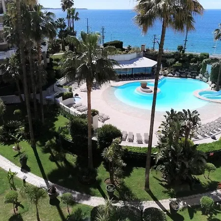 Studio Cabine A Cannes La Bocca Avec Piscines Et Proche Plage - Fr-1-609-33-3