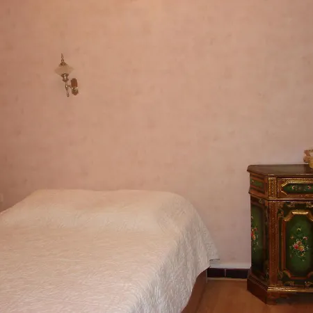 Good Location Flat-3