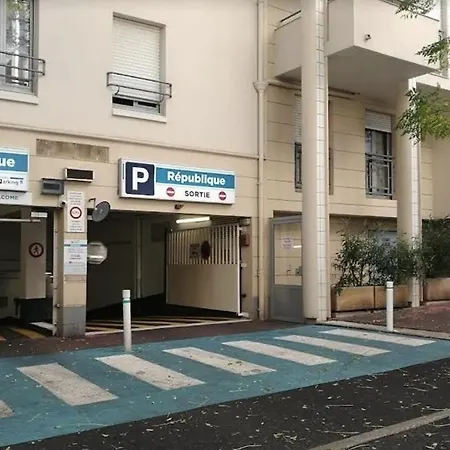 Spacious Luxury Apt, 12 Min Walk To Croisette Beach And Conf Centre-2