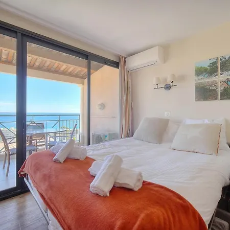 Upstays Sea View Terrace Pool 37M Apartment-2
