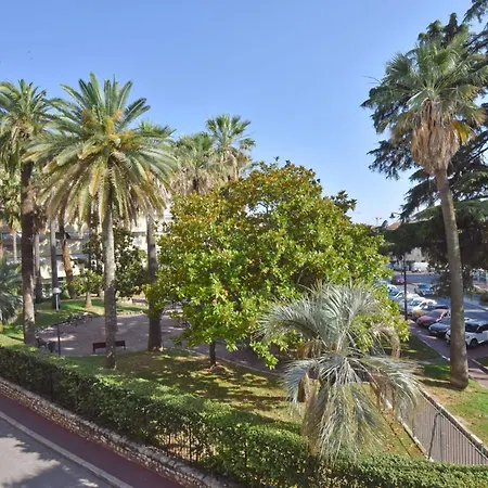 Cannes - 2-Br Flat 15-Min Walk To The Beaches-3