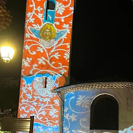 A Deux Pas Du Palais Des Festivals , Deux Pieces Dans Le Bas Du Quartier Historique Du Suquet A Cannes-3
