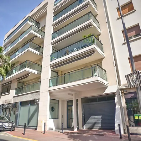 Appartement Design Avec Terrasse Et Proche De Tout-2