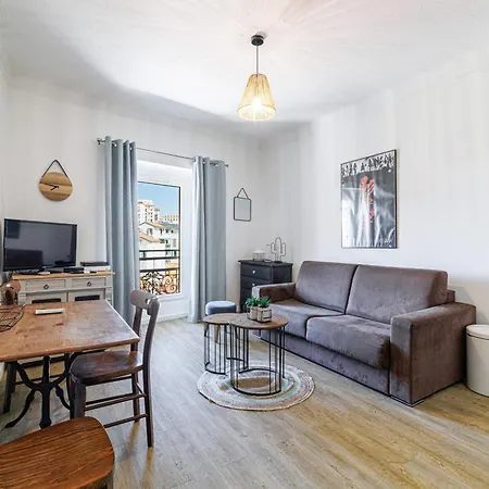 Joli appartement à côté du Palais des Festivals-2