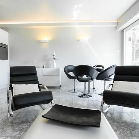 2-Bedroom Apartment Pointe Croisette Peaceful Walk To The Beach-2