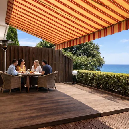 Villa Cannes I Deluxe Seafront - Sea View - Garden & Terrace -Prime Location--2