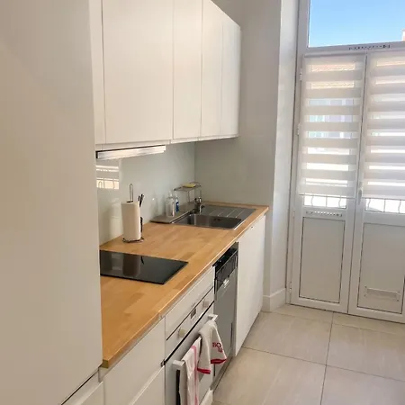 Cosy Apartment-2