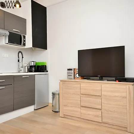 One Bedroom Apartment Palais Des Festivals-3