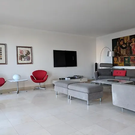 Citilet 7 Stylish, Prime Location Apartment-2