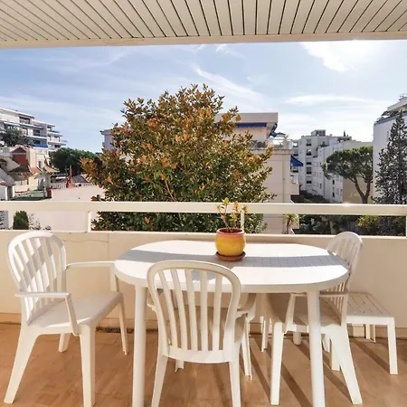 Awesome Apartment In Cannes With Kitchen-3