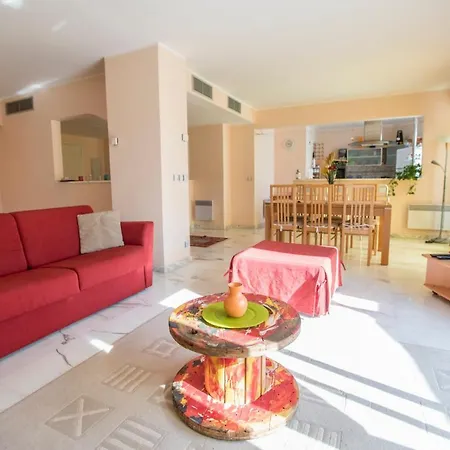 Leisure Apartment By Connexion-2