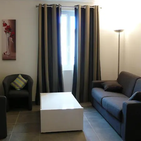 Cannes City Suites-2