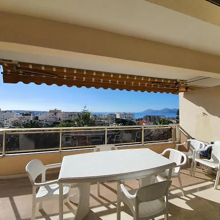 Vezelay, By Welcome To Cannes-3