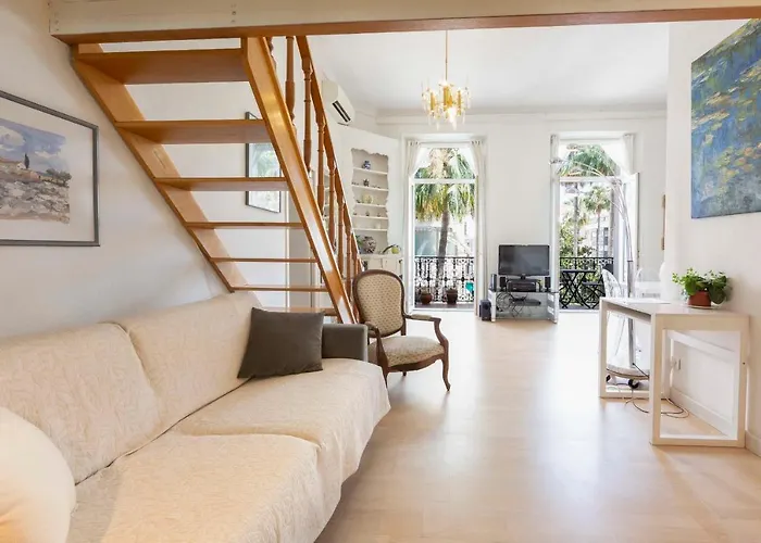 1 Bedroom Apartment With 1 Mezzanine Top Location In The Heart Of Cannes