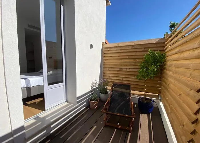 C081-Magnifique Maison - Cannes Vallergues