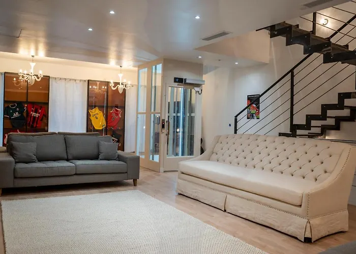 Venue C , Luxury 6 Bedroom Property Cannes