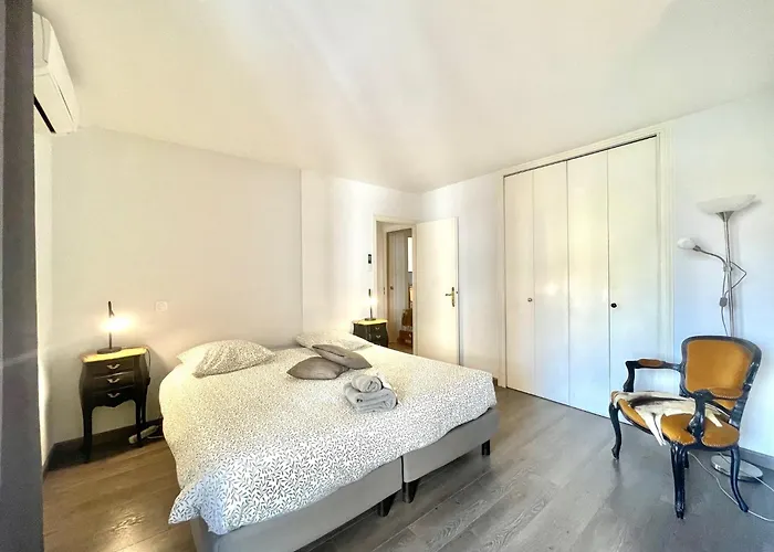 Cannes Center By Welcome To Cannes acceptant les animaux