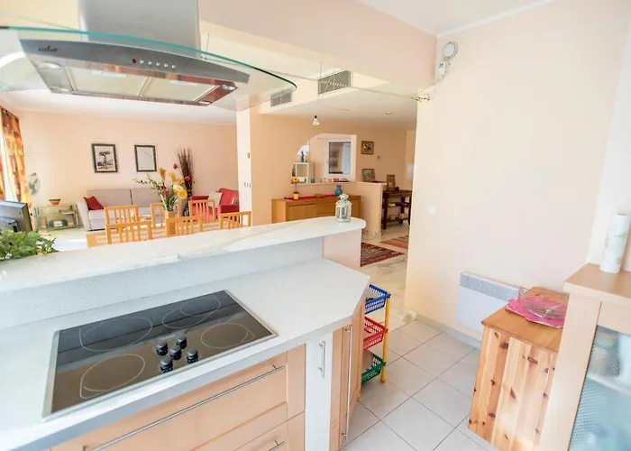 Haustierfreundliches Leisure Apartment By Connexion Cannes